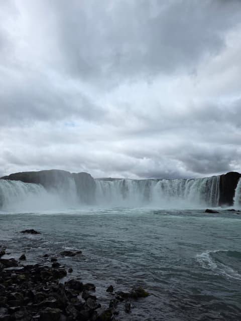 Goðafoss under heavy clouds